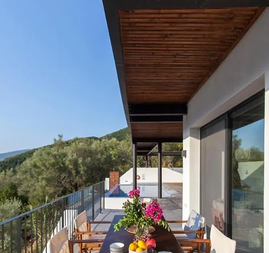 Theia Katokhorion (Lefkada)